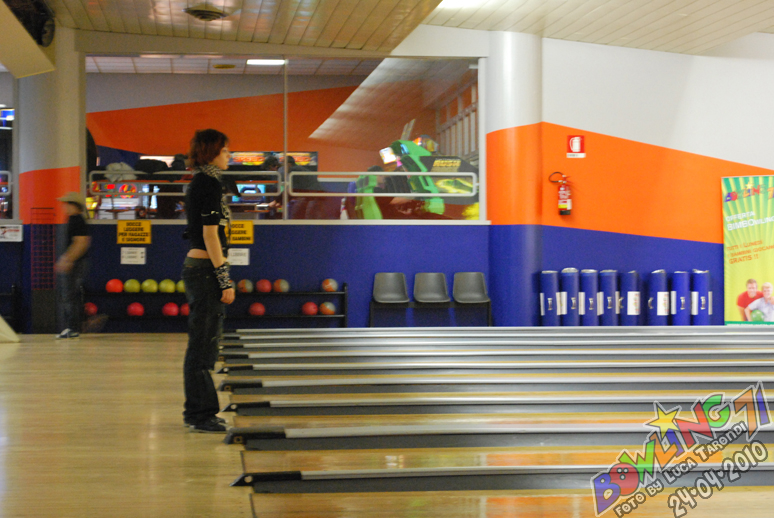 Il tuo sabato sera al Bowling 71!