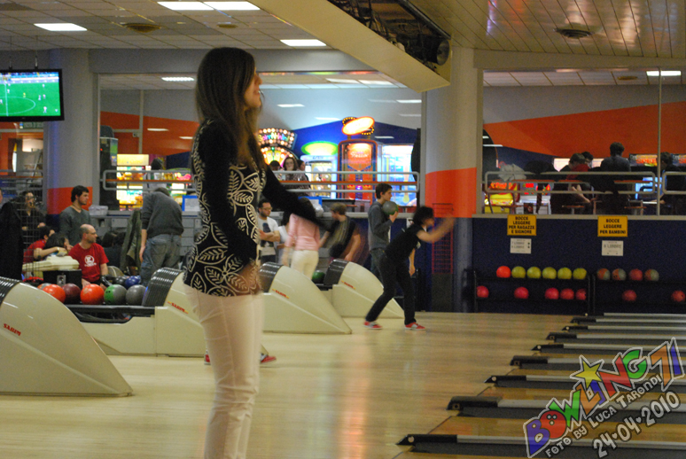 Il tuo sabato sera al Bowling 71!